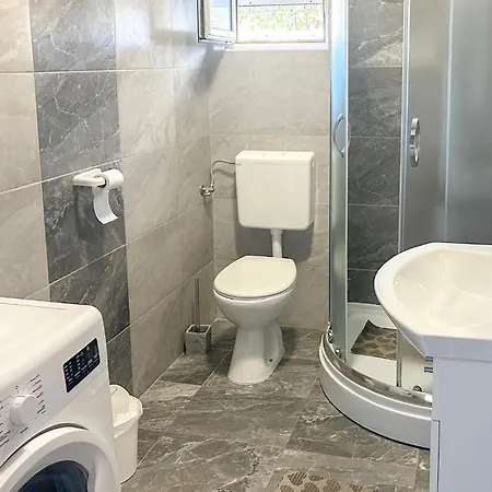Apartament Oszałamiający Z 2 Sypialniami W Rogoznicy *
